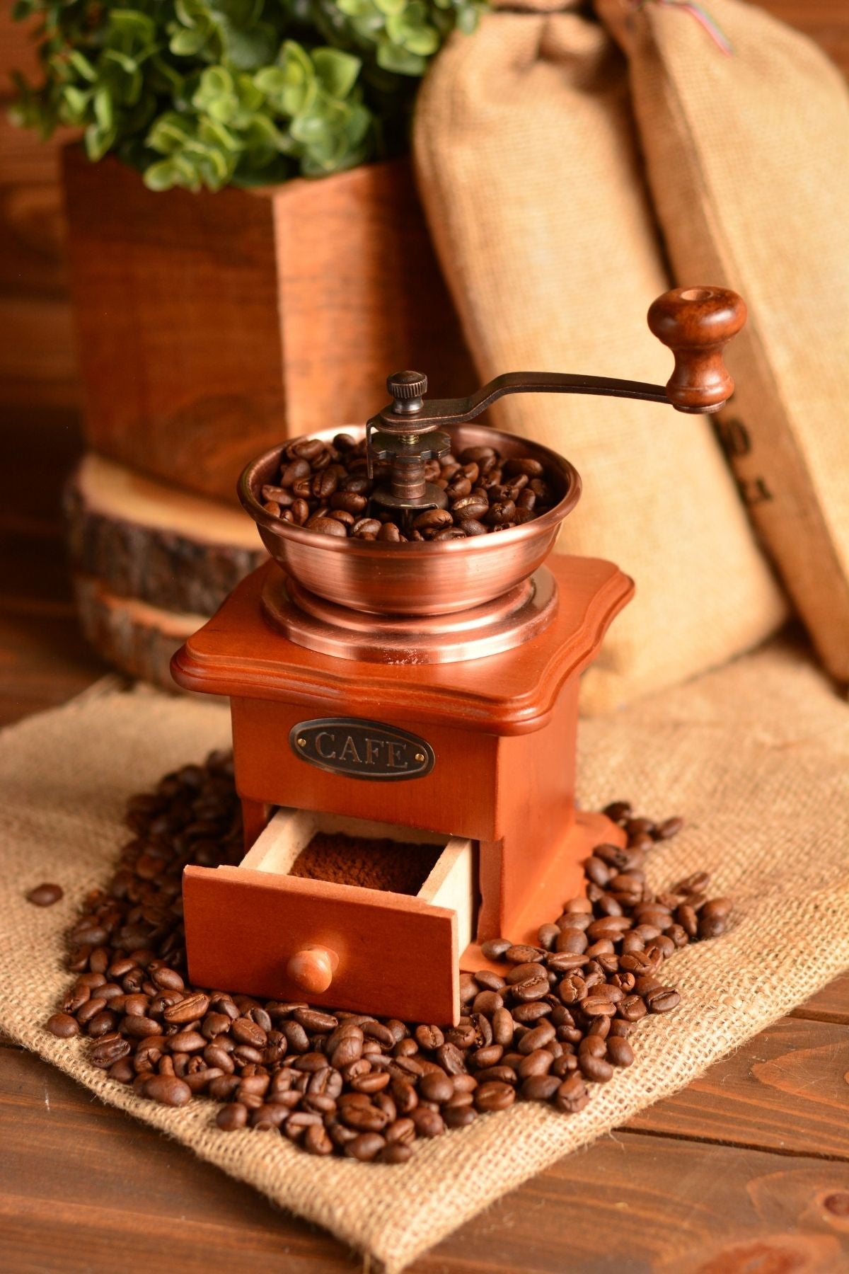 Nostalgia - Coffee Grinder - A La Turca