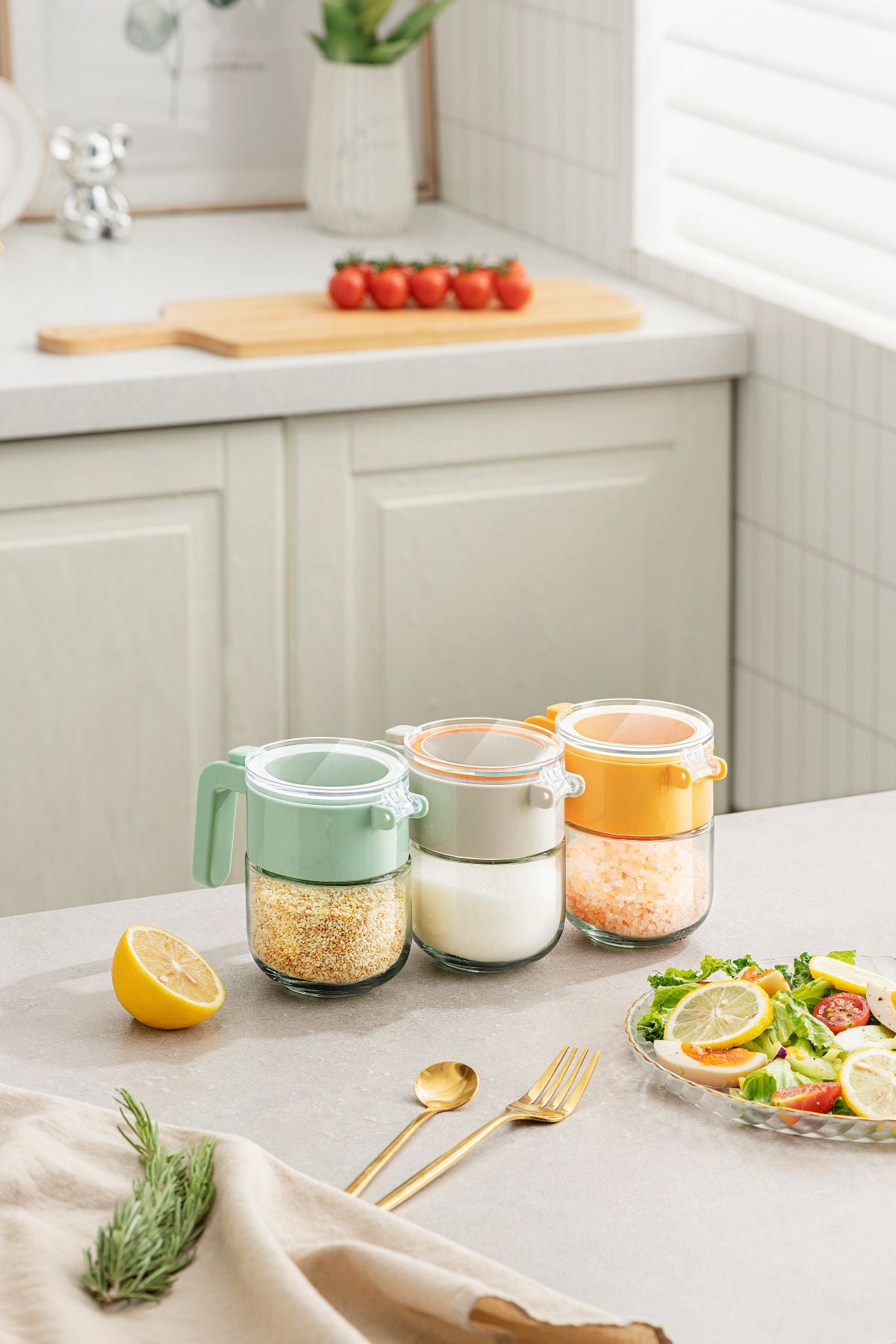 Pinmoo Lockable Spice Jar with Spoon – Orange (300 ml, Single)