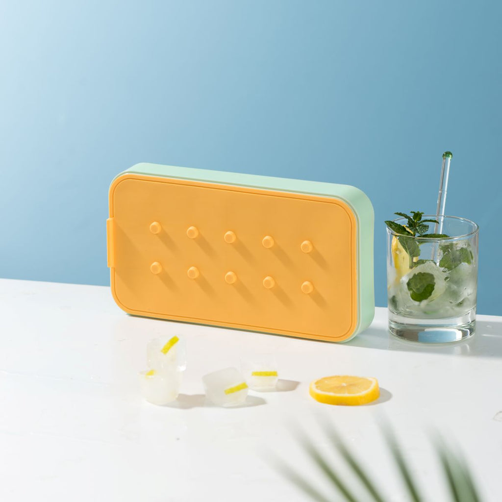 Pinmoo Silicone Ice Cube Tray with Storage Box – Green/Yellow