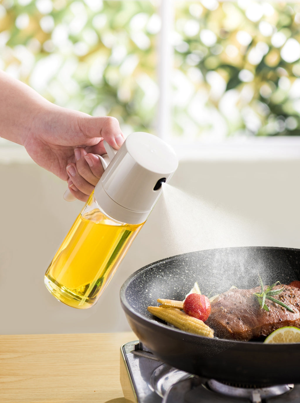 Pinmoo Easy&Chic Oil Sprayer Bottle 250ml – Beige Glass Olive Oil Spray