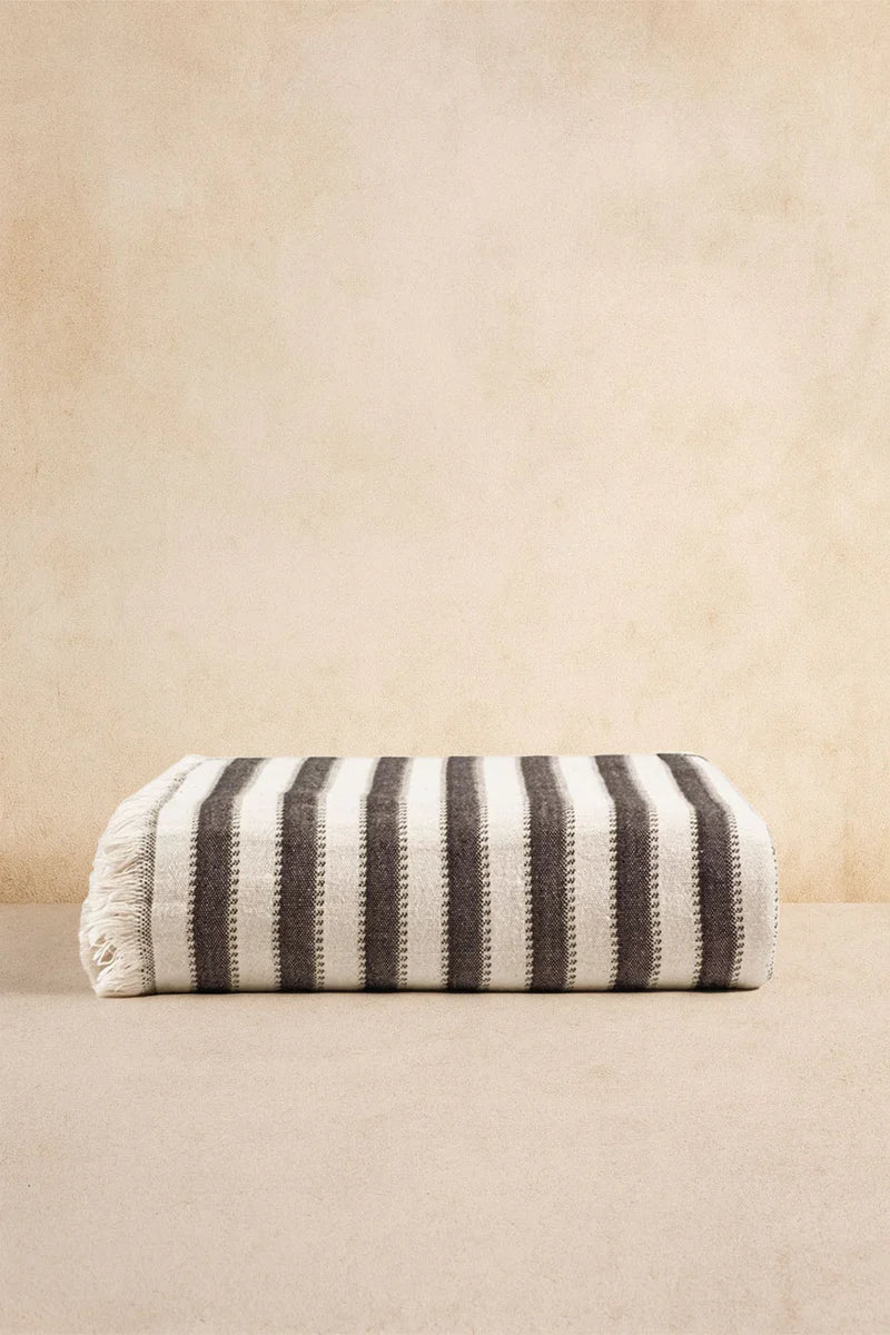 Istanbul Thorne Collection – Bedspread | 230x230 cm