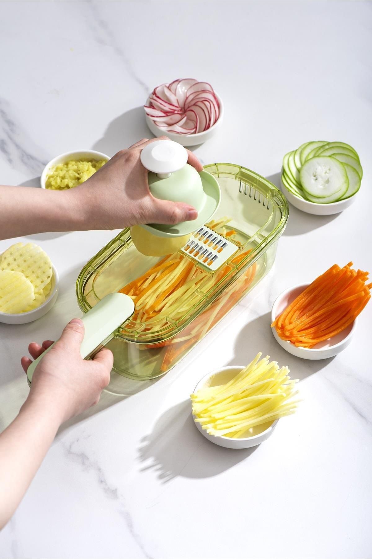 Pinmoo All-in-One Vegetable Chopper Set