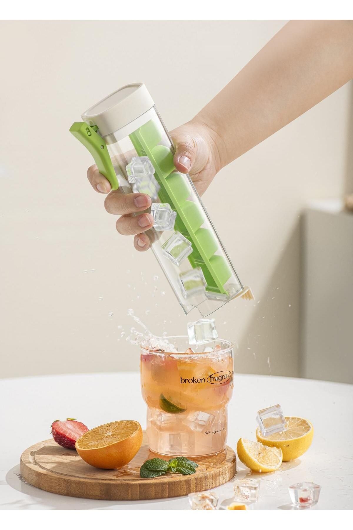 Pinmoo Prachic Easy Ice Cube Dispenser – Green