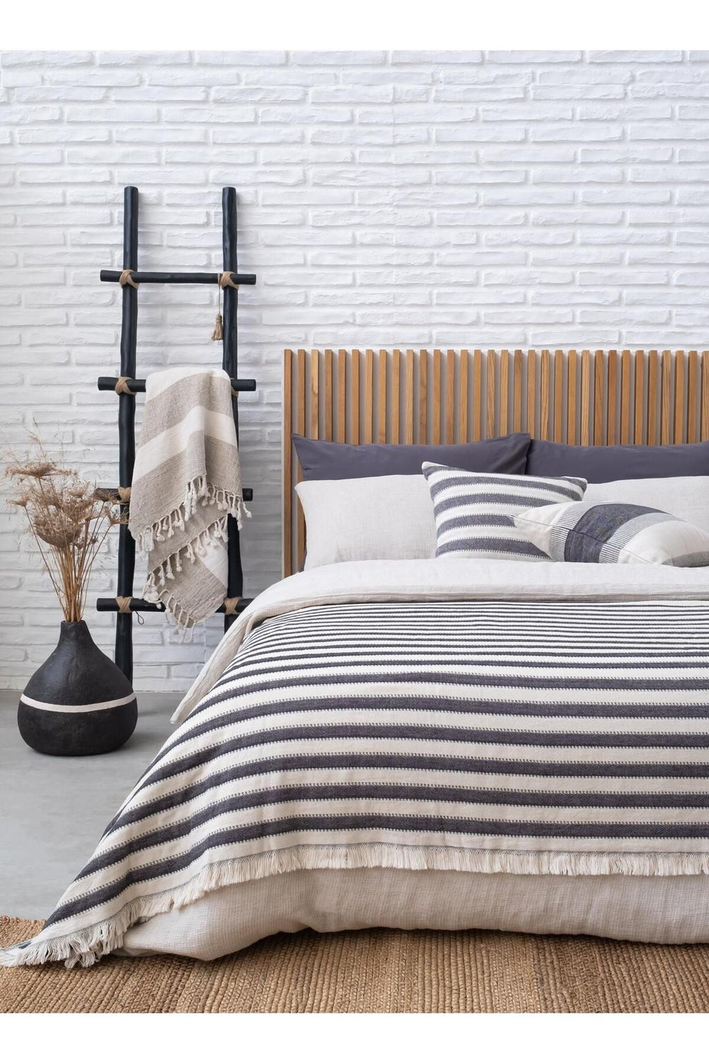 Istanbul Thorne Collection – Bedspread | 230x230 cm
