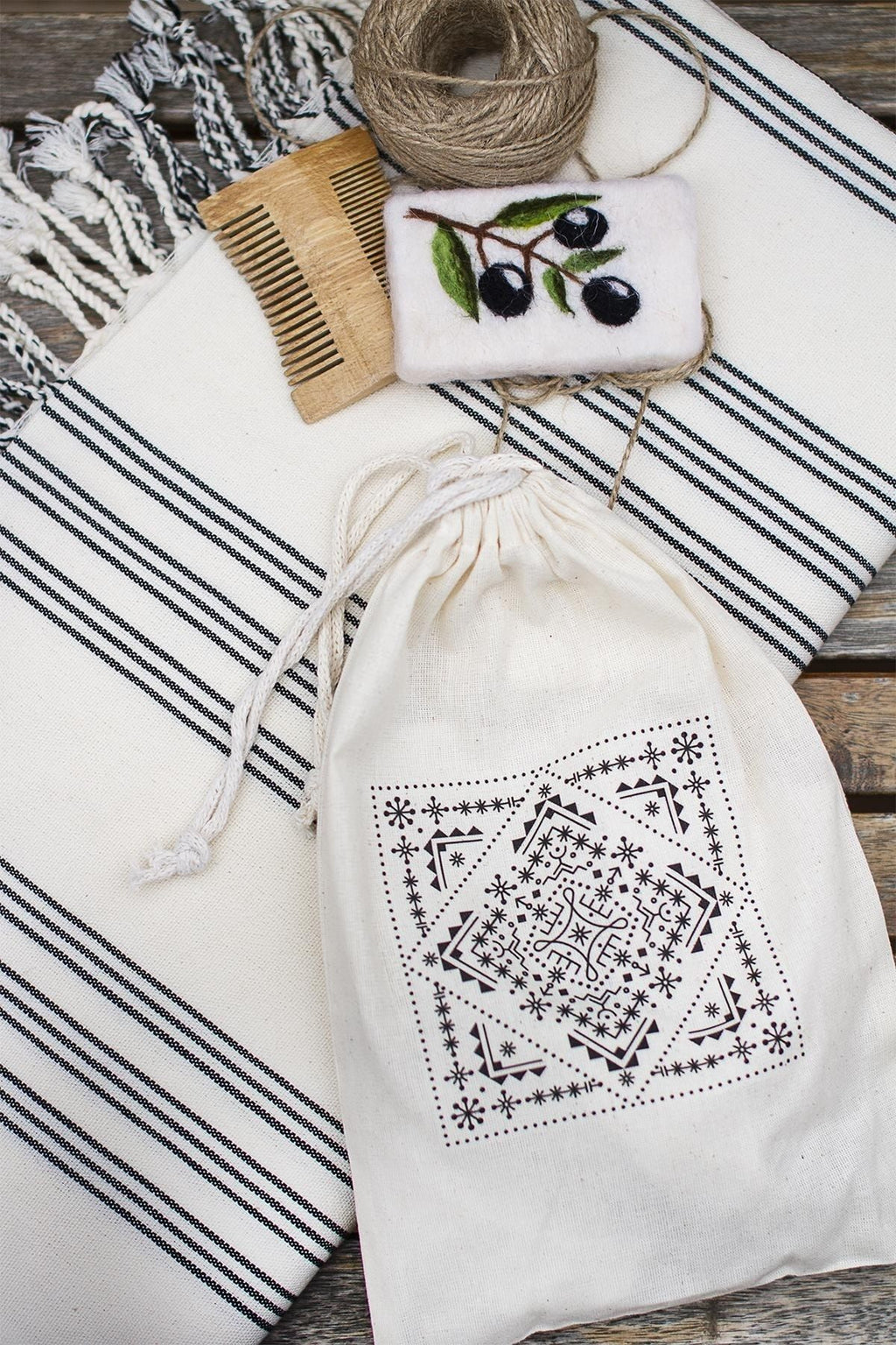 Istanbul Edition- Hittite Handwoven Peshtemal with Bag